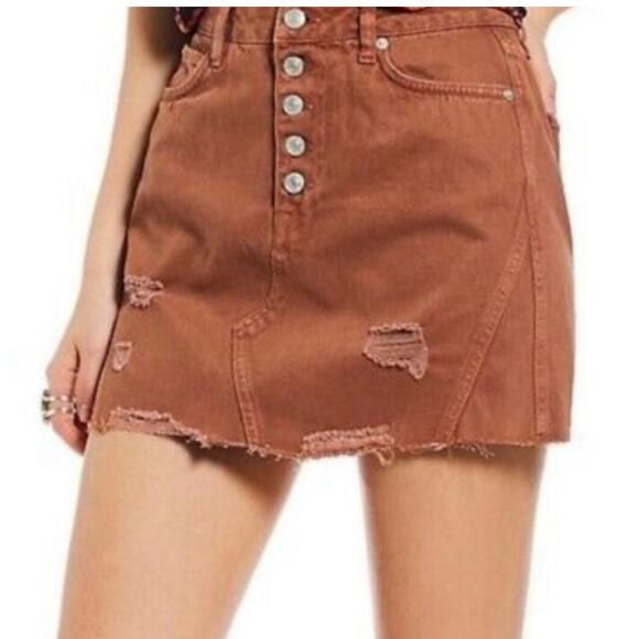 Free People Distressed Denim Mini Skirt – Burnt Orange, Size 25 - Picture 8 of 10